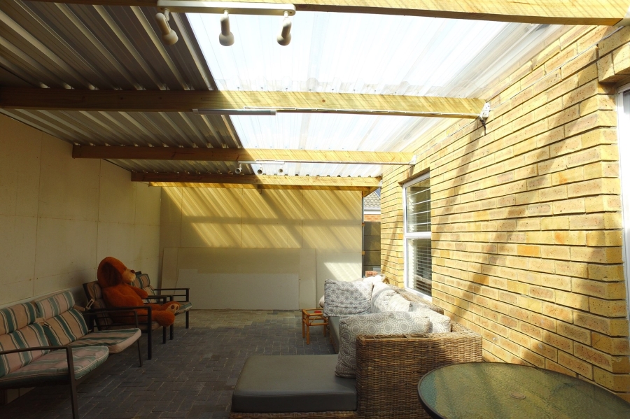 3 Bedroom Property for Sale in Hunters Creek Western Cape